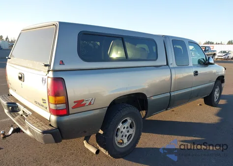 2000 Chevrolet Silverado 1500 Ls from USA, damaged, VIN 1GCEK19T5YE194817
